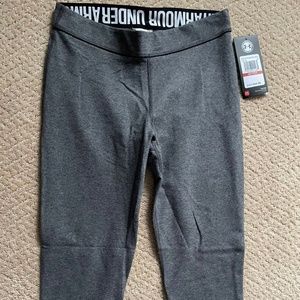 NWT Under Armour Capri Pants